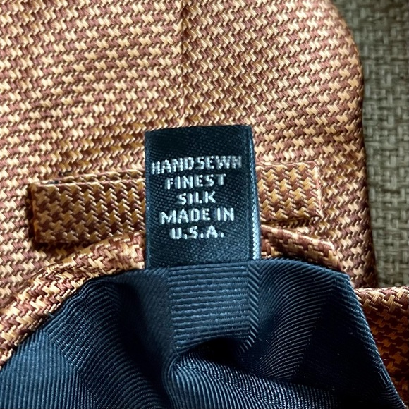Robert Talbott Copper Hand Sewn silk tie - Picture 3 of 6